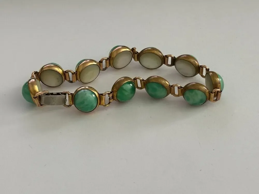 Vintage Art Glass & Mother Of Pearl Bracelet